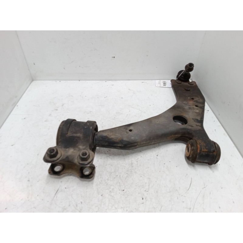 Recambio de brazo suspension inferior delantero izquierdo para ford c-max (dm2) 1.8 tdci referencia OEM IAM    Recambio de brazo suspension inferior delantero izquierdo para ford c-max (dm2) 1.8 tdci referencia OEM IAM