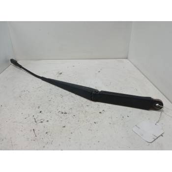 BRAZO LIMPIA DELANTERO DERECHO 