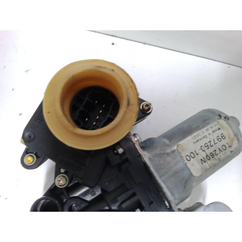 Recambio de elevalunas delantero derecho para toyota corolla verso (zer_, zze12_, r1_) 2.0 d-4d (cur10_) referencia OEM IAM 9972