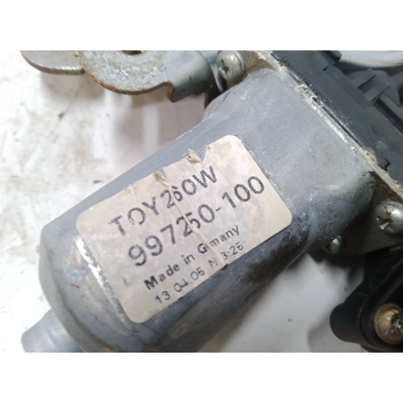 Recambio de elevalunas trasero derecho para toyota corolla verso (zer_, zze12_, r1_) 2.0 d-4d (cur10_) referencia OEM IAM   