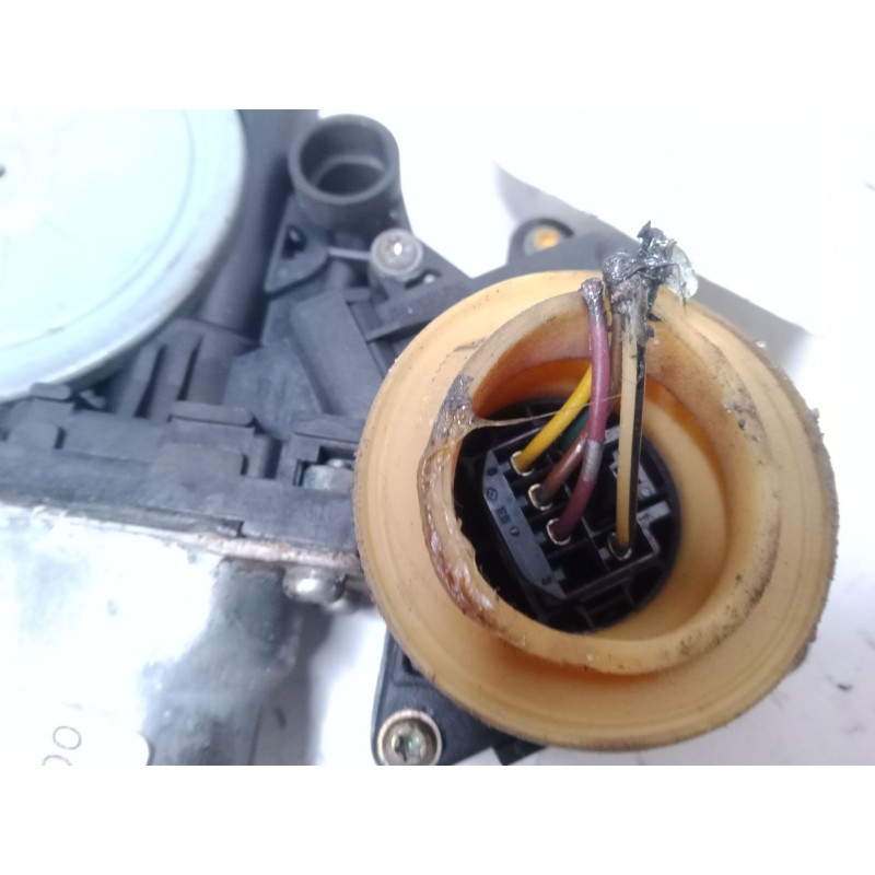 Recambio de elevalunas trasero derecho para toyota corolla verso (zer_, zze12_, r1_) 2.0 d-4d (cur10_) referencia OEM IAM   