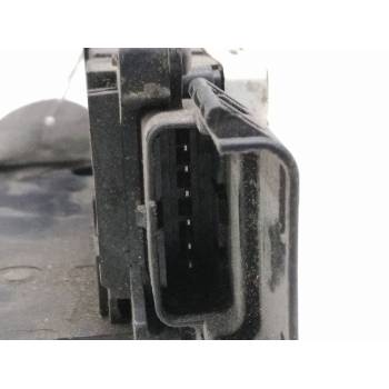 CERRADURA PUERTA DELANTERA DERECHA 