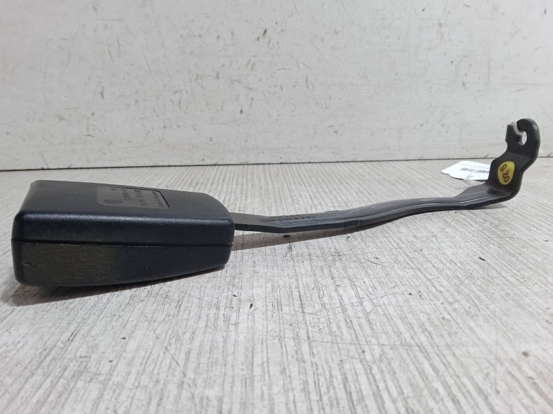 Recambio de anclaje cinturon delantero izquierdo para volkswagen golf v (1k1) 1.9 tdi referencia OEM IAM   