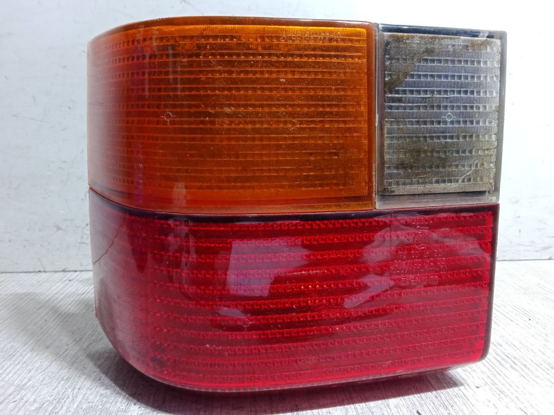 Recambio de piloto trasero derecho para volkswagen transporter t4 furgoneta (70a, 70h, 7da, 7dh) 1.9 d referencia OEM IAM    Recambio de piloto trasero derecho para volkswagen transporter t4 furgoneta (70a, 70h, 7da, 7dh) 1.9 d referencia OEM IAM