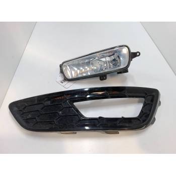 FARO ANTINIEBLA IZQUIERDO F1EB15A255AB 90041445