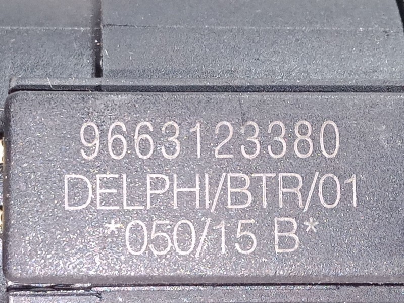 Recambio de clausor para citroën c4 cactus 1.2 vti 82 referencia OEM IAM    Recambio de clausor para citroën c4 cactus 1.2 vti 82 referencia OEM IAM