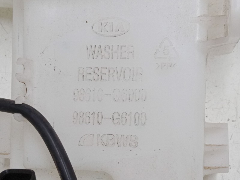 Recambio de botella liquido limpiaparabrisas para kia picanto iii (ja) 1.0 referencia OEM IAM   