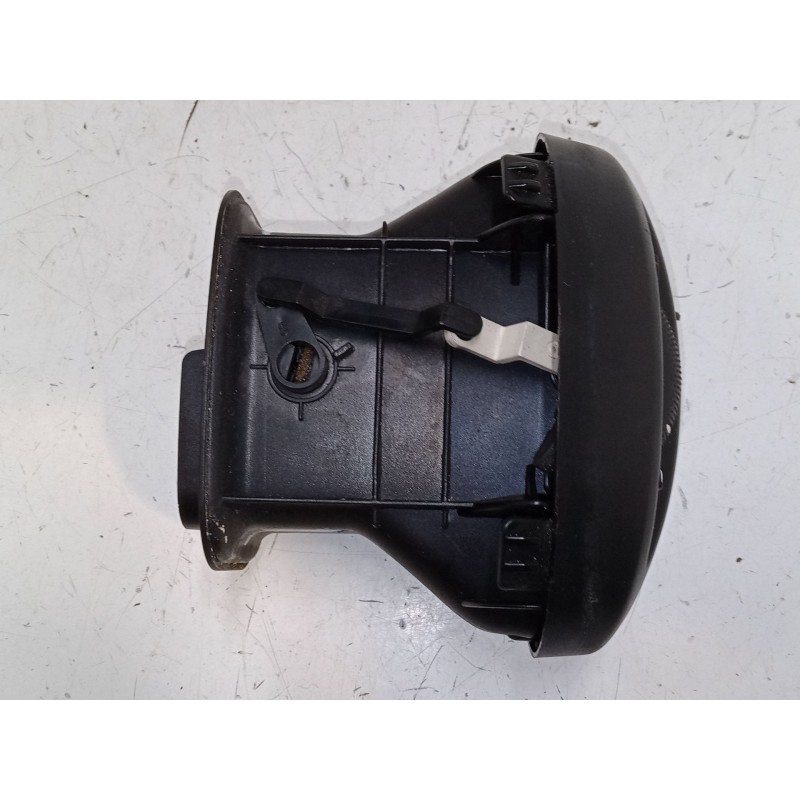 Recambio de aireador central derecho para ford focus i (daw, dbw) 2.0 16v referencia OEM IAM 98AB19893AKW   Recambio de aireador central derecho para ford focus i (daw, dbw) 2.0 16v referencia OEM IAM 98AB19893AKW