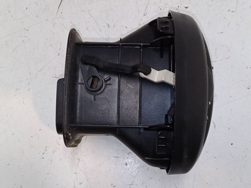 Recambio de aireador central derecho para ford focus i (daw, dbw) 2.0 16v referencia OEM IAM 98AB19893AKW   Recambio de aireador central derecho para ford focus i (daw, dbw) 2.0 16v referencia OEM IAM 98AB19893AKW