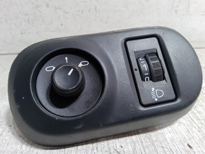 Recambio de mando retrovisor para citroën c4 cactus 1.2 vti 82 referencia OEM IAM   