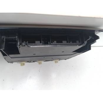 LUZ INTERIOR DELANTERA 697629101 