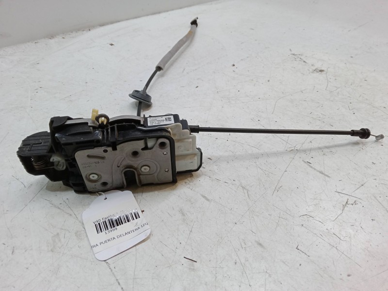 Recambio de cerradura puerta delantera izquierda para volvo v40 hatchback (525) d2 referencia OEM IAM 933373109  31440389