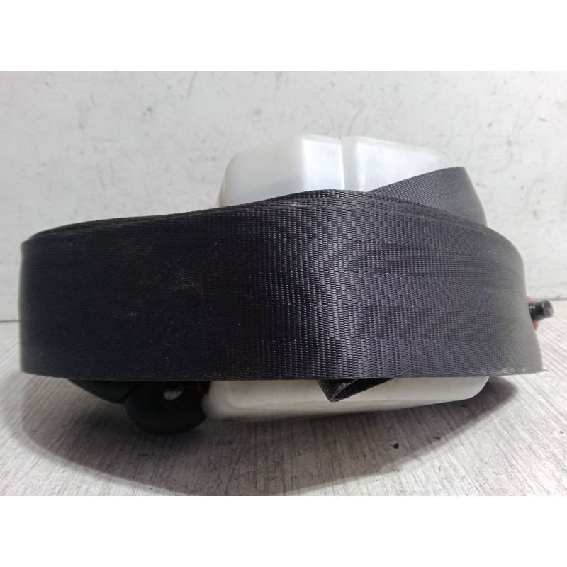 Recambio de cinturon seguridad tercera fila derecho para hyundai h-1 / starex autobús (a1) 2.5 crdi referencia OEM IAM   