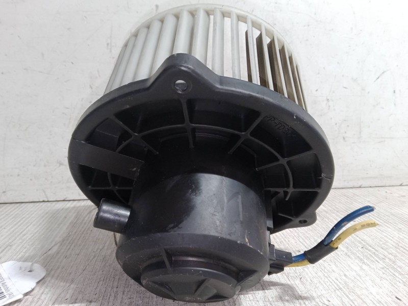 Recambio de motor calefaccion para hyundai h-1 / starex autobús (a1) 2.5 crdi referencia OEM IAM   