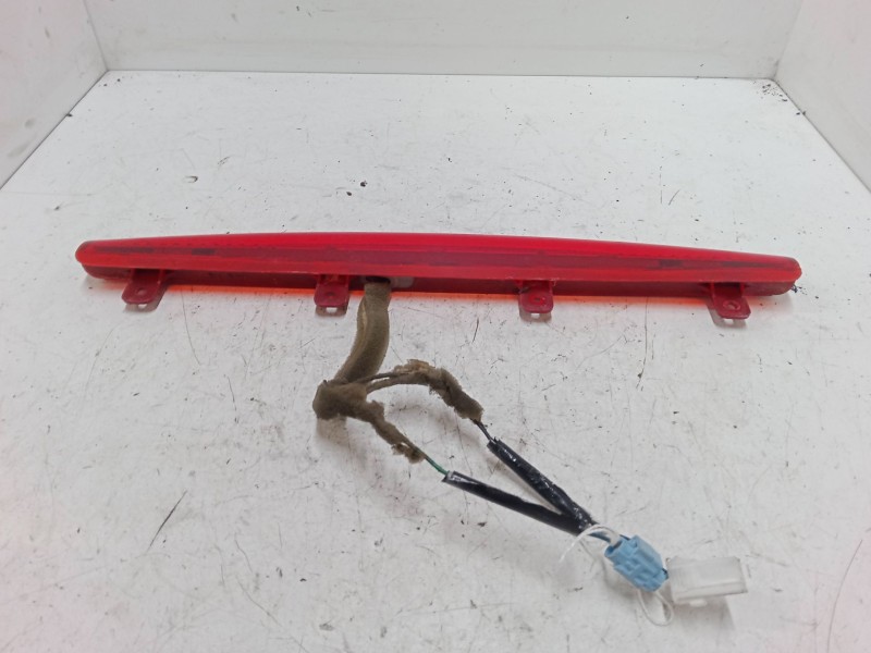 Recambio de luz central de freno para hyundai getz (tb) 1.3 i referencia OEM IAM    Recambio de luz central de freno para hyundai getz (tb) 1.3 i referencia OEM IAM