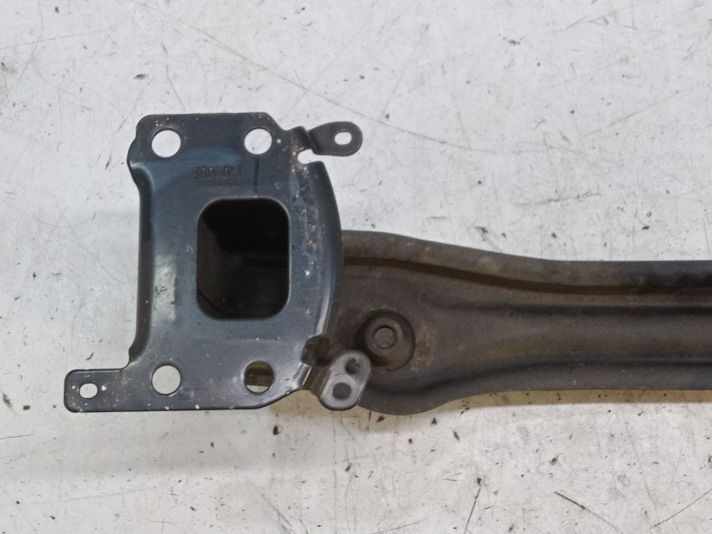 Recambio de refuerzo paragolpes delantero para seat leon (1p1) 1.9 tdi referencia OEM IAM   