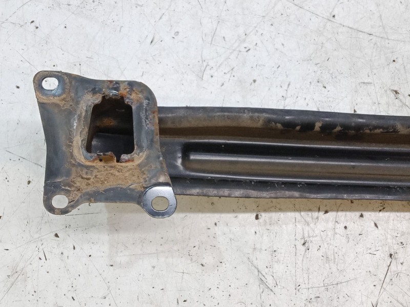 Recambio de refuerzo paragolpes trasero para seat leon (1p1) 1.9 tdi referencia OEM IAM   