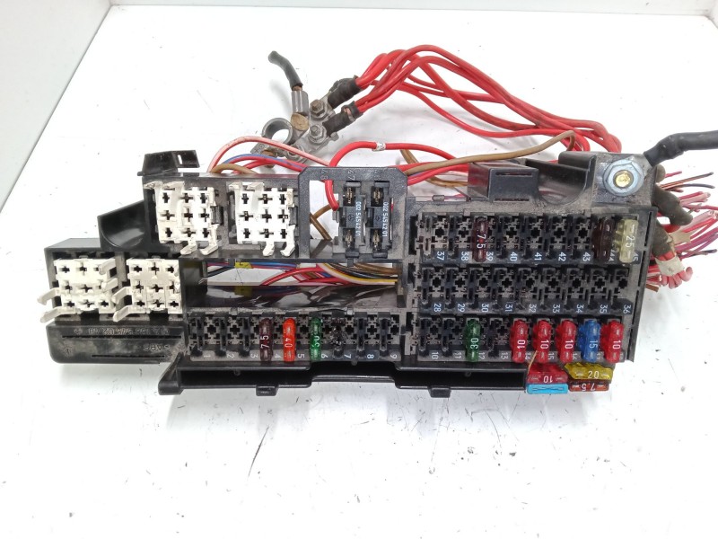 Recambio de caja reles / fusibles para mercedes-benz clase a (w168) a 160 (168.033, 168.133) referencia OEM IAM    Recambio de caja reles / fusibles para mercedes-benz clase a (w168) a 160 (168.033, 168.133) referencia OEM IAM
