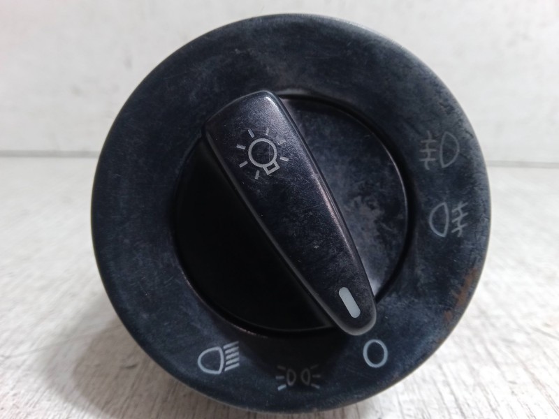 Recambio de conmutador de luces para volkswagen golf iv (1j1) 1.9 tdi referencia OEM IAM 1C0941531A   Recambio de conmutador de luces para volkswagen golf iv (1j1) 1.9 tdi referencia OEM IAM 1C0941531A