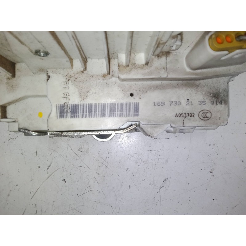 Recambio de cerradura puerta trasera izquierda para mercedes-benz clase a (w169) a 180 cdi (169.007, 169.307) referencia OEM IAM Recambio de cerradura puerta trasera izquierda para mercedes-benz clase a (w169) a 180 cdi (169.007, 169.307) referencia OEM IAM