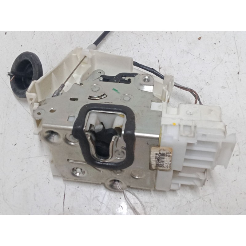 Recambio de cerradura puerta delantera derecha para mercedes-benz clase a (w169) a 180 cdi (169.007, 169.307) referencia OEM IAM Recambio de cerradura puerta delantera derecha para mercedes-benz clase a (w169) a 180 cdi (169.007, 169.307) referencia OEM IAM