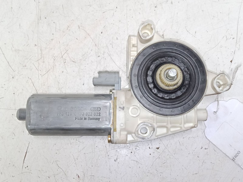 Recambio de motor elevaluna delantero izquierdo para peugeot 307 (3a/c) 1.6 16v referencia OEM IAM   