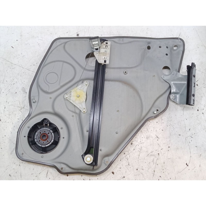 Recambio de elevalunas electrico trasero izquierdo para mercedes-benz clase a (w169) a 180 cdi (169.007, 169.307) referencia OEM Recambio de elevalunas electrico trasero izquierdo para mercedes-benz clase a (w169) a 180 cdi (169.007, 169.307) referencia OEM