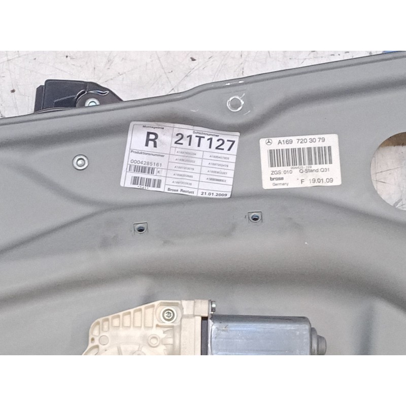 Recambio de elevalunas electrico delantero derecho para mercedes-benz clase a (w169) a 180 cdi (169.007, 169.307) referencia OEM Recambio de elevalunas electrico delantero derecho para mercedes-benz clase a (w169) a 180 cdi (169.007, 169.307) referencia OEM
