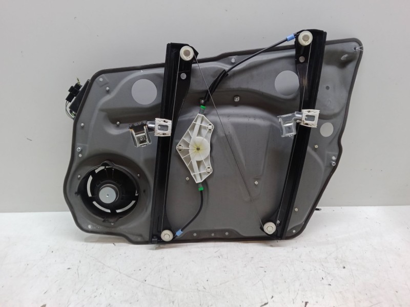 Recambio de elevalunas electrico delantero izquierdo para mercedes-benz clase a (w169) a 180 cdi (169.007, 169.307) referencia O Recambio de elevalunas electrico delantero izquierdo para mercedes-benz clase a (w169) a 180 cdi (169.007, 169.307) referencia O