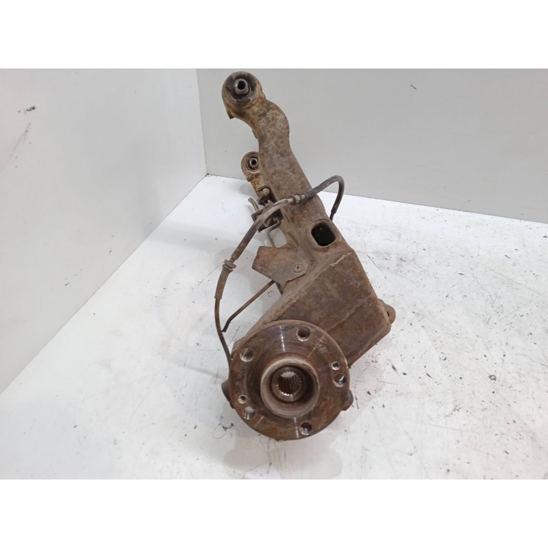 Recambio de mangueta trasera derecha para renault scénic i monospace (ja0/1_, fa0_) 2.0 16v rx4 referencia OEM IAM    Recambio de mangueta trasera derecha para renault scénic i monospace (ja0/1_, fa0_) 2.0 16v rx4 referencia OEM IAM