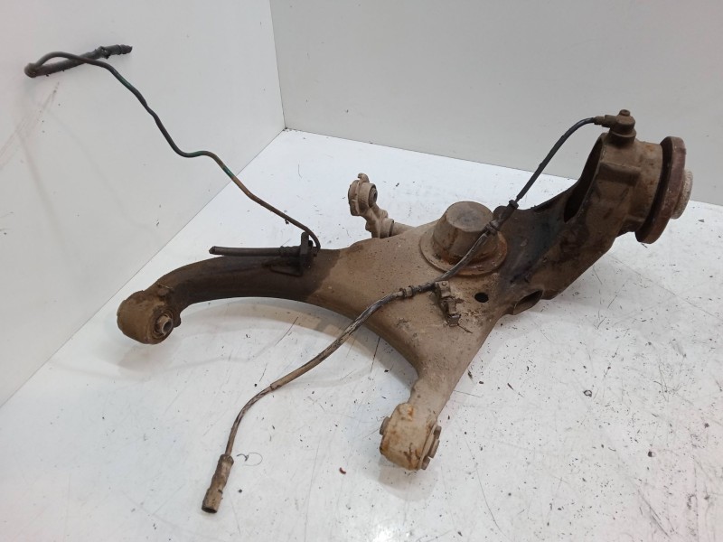 Recambio de mangueta trasera izquierda para renault scénic i monospace (ja0/1_, fa0_) 2.0 16v rx4 referencia OEM IAM    Recambio de mangueta trasera izquierda para renault scénic i monospace (ja0/1_, fa0_) 2.0 16v rx4 referencia OEM IAM