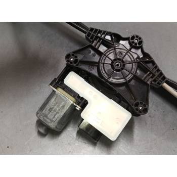 ELEVALUNAS ELECTRICO TRASERO DERECHO 5NA839462C 