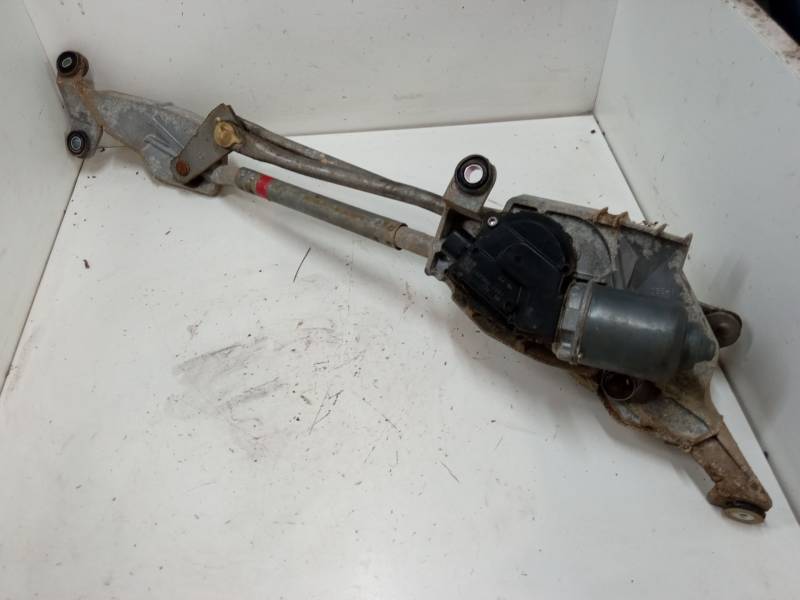 MOTOR LIMPIA DELANTERO 