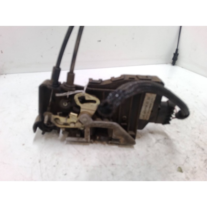Recambio de cerradura puerta trasera izquierda para mercedes-benz clase m (w163) ml 400 cdi (163.128) referencia OEM IAM   