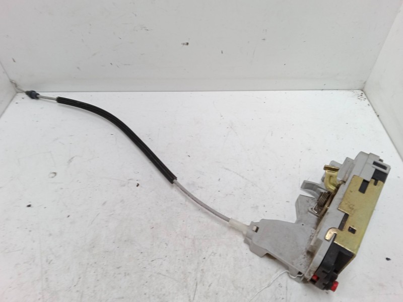 Recambio de cerradura puerta trasera izquierda para peugeot 307 (3a/c) 1.4 16v referencia OEM IAM    Recambio de cerradura puerta trasera izquierda para peugeot 307 (3a/c) 1.4 16v referencia OEM IAM