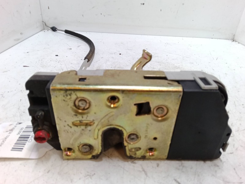 Recambio de cerradura puerta trasera izquierda para peugeot 307 (3a/c) 1.4 16v referencia OEM IAM    Recambio de cerradura puerta trasera izquierda para peugeot 307 (3a/c) 1.4 16v referencia OEM IAM