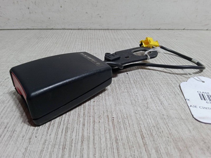 Recambio de anclaje cinturon trasero derecho para mercedes-benz clase a (w169) a 150 (169.031, 169.331) referencia OEM IAM   