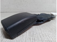 Recambio de anclaje cinturon trasero central para dacia sandero ii tce 90 (b8m1, b8ma) referencia OEM IAM izquierdo  