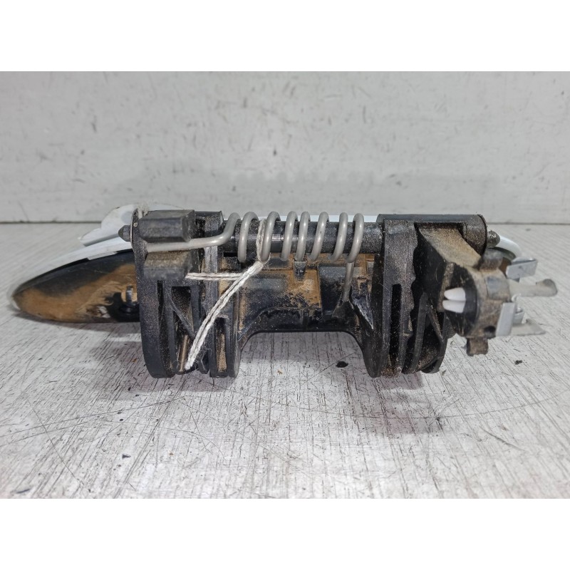 Recambio de maneta exterior puerta delantera derecha para dacia sandero ii tce 90 (b8m1, b8ma) referencia OEM IAM   