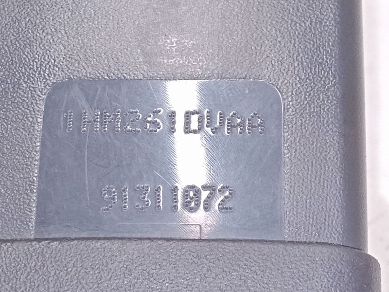 Recambio de anclaje cinturon delantero derecho para jeep patriot (mk74) 2.0 crd 4x4 referencia OEM IAM    Recambio de anclaje cinturon delantero derecho para jeep patriot (mk74) 2.0 crd 4x4 referencia OEM IAM