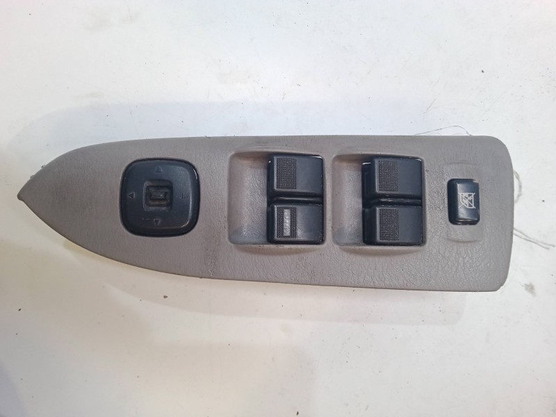Recambio de mando elevalunas delantero izquierdo para mazda premacy (cp) 2.0 (cp10s) referencia OEM IAM   
