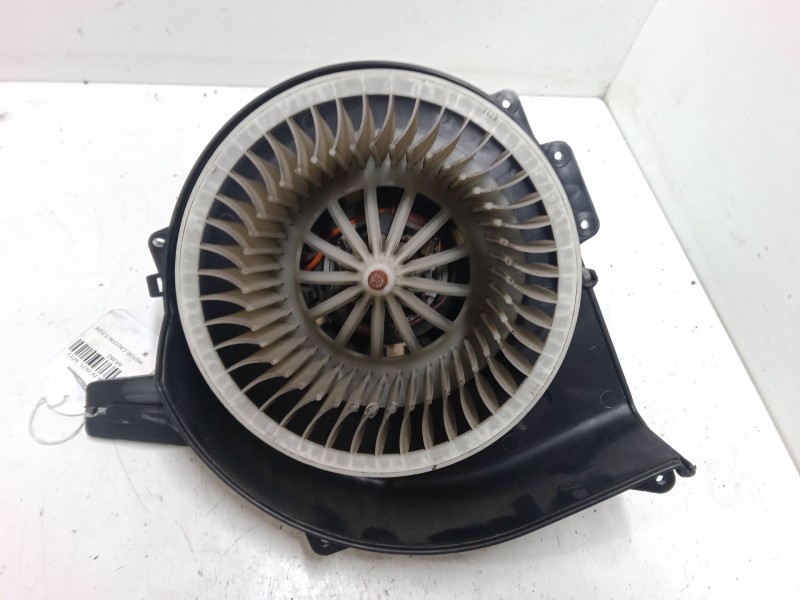 Recambio de motor calefaccion para seat ibiza iv (6j5, 6p1) 1.4 referencia OEM IAM    Recambio de motor calefaccion para seat ibiza iv (6j5, 6p1) 1.4 referencia OEM IAM