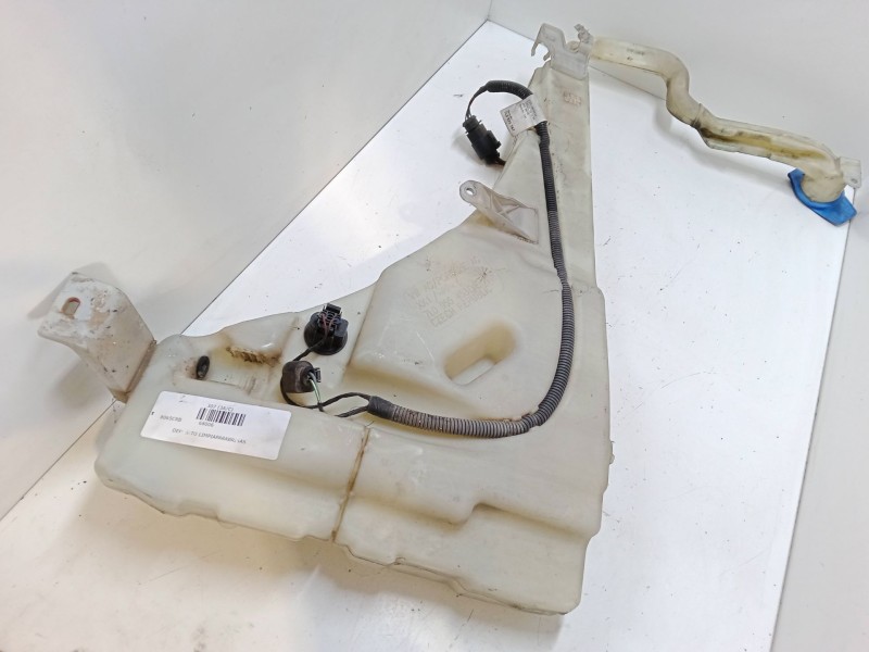 Recambio de deposito limpiaparabrisas para peugeot 307 (3a/c) 1.6 16v referencia OEM IAM    Recambio de deposito limpiaparabrisas para peugeot 307 (3a/c) 1.6 16v referencia OEM IAM