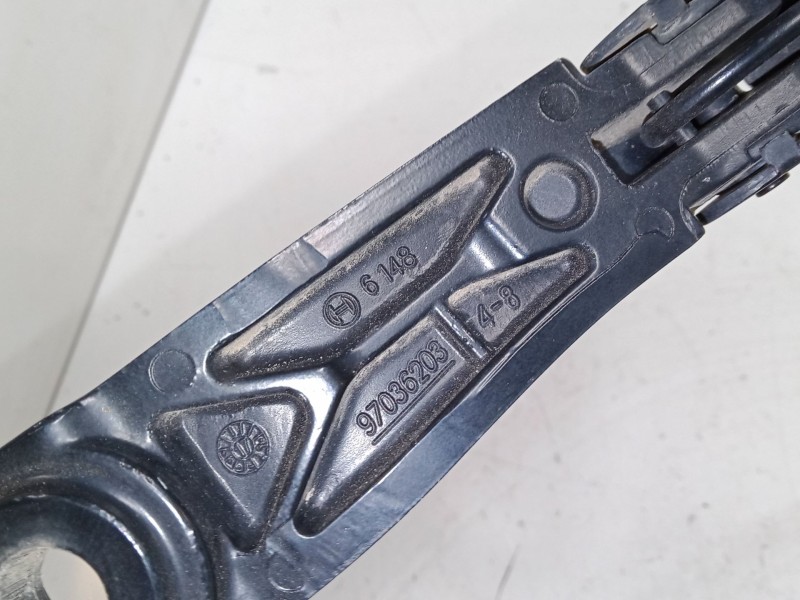 Recambio de brazo limpia delantero derecho para peugeot 308 ii (lb_, lp_, lw_, lh_, l3_) 1.2 thp 110 referencia OEM IAM    Recambio de brazo limpia delantero derecho para peugeot 308 ii (lb_, lp_, lw_, lh_, l3_) 1.2 thp 110 referencia OEM IAM