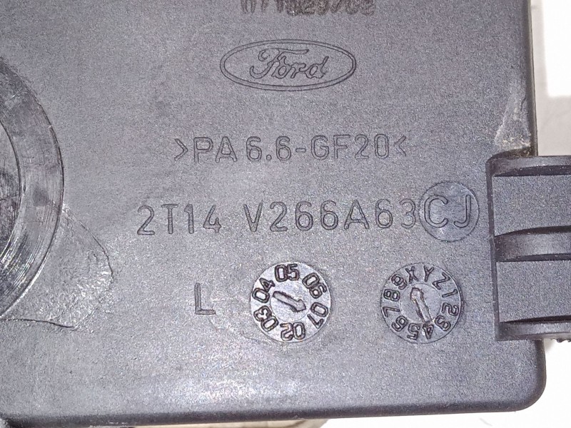 Recambio de maneta interior puerta delantera izquierda para ford tourneo connect 1.8 tdci referencia OEM IAM 2T1AV266A63CJ   Recambio de maneta interior puerta delantera izquierda para ford tourneo connect 1.8 tdci referencia OEM IAM 2T1AV266A63CJ