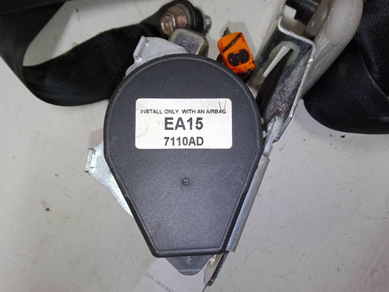 Recambio de cinturon seguridad delantero izquierdo para mazda 3 (bk) 2.0 mzr-cd (bk14) referencia OEM IAM    Recambio de cinturon seguridad delantero izquierdo para mazda 3 (bk) 2.0 mzr-cd (bk14) referencia OEM IAM