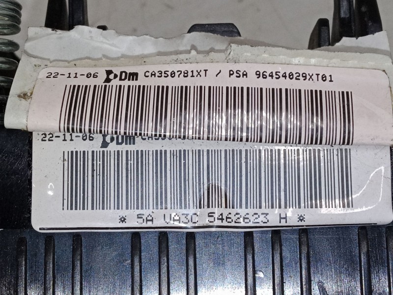 Recambio de airbag volante para peugeot partner furgoneta/monovolumen (5_, g_) 2.0 hdi referencia OEM IAM    Recambio de airbag volante para peugeot partner furgoneta/monovolumen (5_, g_) 2.0 hdi referencia OEM IAM