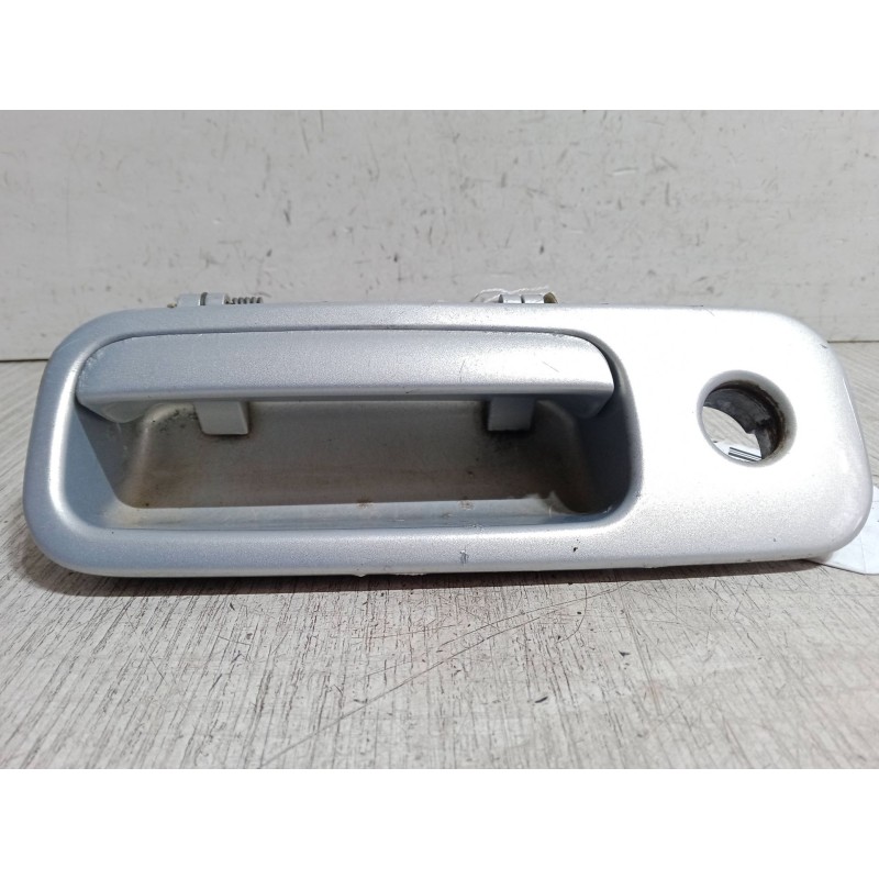 Recambio de maneta exterior porton para volkswagen golf iv (1j1) 1.6 referencia OEM IAM 1J6827565A  