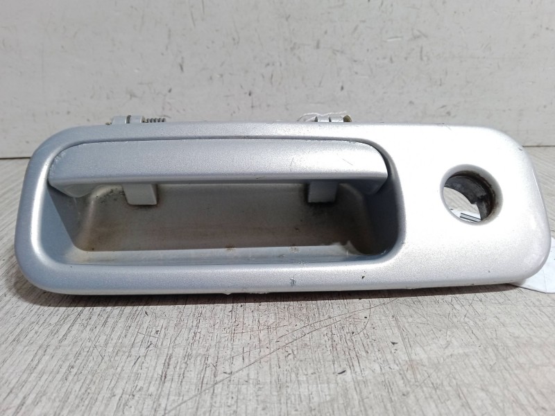 Recambio de maneta exterior porton para volkswagen golf iv (1j1) 1.6 referencia OEM IAM 1J6827565A   Recambio de maneta exterior porton para volkswagen golf iv (1j1) 1.6 referencia OEM IAM 1J6827565A