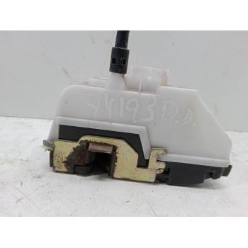 CERRADURA PUERTA DELANTERA DERECHA 